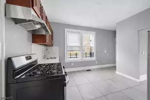 111 Scheerer Ave, Newark, NJ 07112 - Photo 9