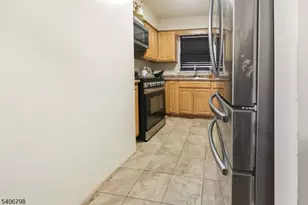 721 S 19th St, Newark, NJ 07103 - Photo 7