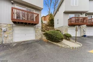 6 Essex St, Belleville Twp., NJ 07109 - Photo 3