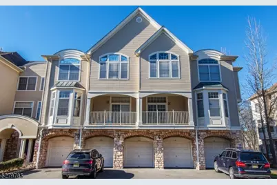 818 Kensington Ln, Livingston, NJ 07039 - Photo 27