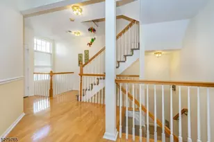 818 Kensington Ln, Livingston, NJ 07039 - Photo 15