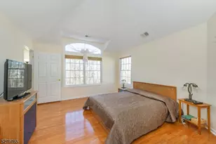 818 Kensington Ln, Livingston, NJ 07039 - Photo 25