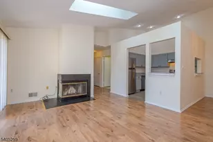 29 Amberly Ct, Franklin Township, NJ 08823 - Photo 9