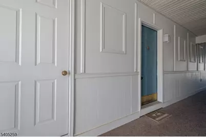 29 Amberly Ct, Franklin Township, NJ 08823 - Photo 3