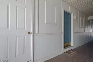 29 Amberly Ct, Franklin Township, NJ 08823 - Photo 3