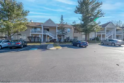 29 Amberly Ct, Franklin Township, NJ 08823 - Photo 1