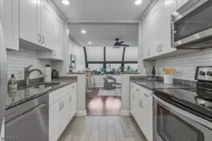 9 Cerone Ct, West Orange Township, NJ 07052 - Photo 9