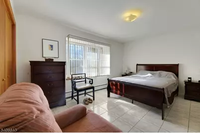 4 Highfield Ct, Wayne, NJ 07470 - Photo 17