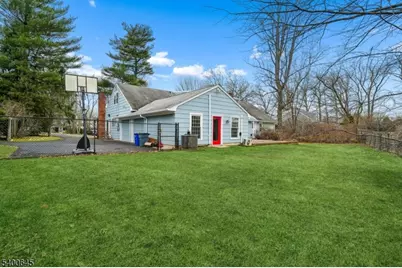 10 Edwards Pl, Millburn, NJ 07078 - Photo 37