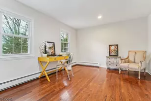 10 Edwards Pl, Millburn, NJ 07078 - Photo 21