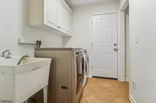 10 Edwards Pl, Millburn, NJ 07078 - Photo 33