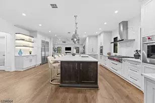 330 Hartshorn Dr, Millburn Twp., NJ 07078 - Photo 13