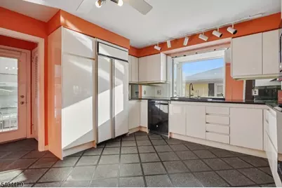 28 Shunpike Rd, Summit, NJ 07901 - Photo 7