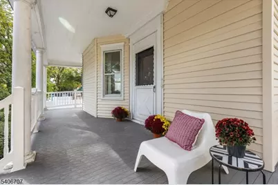 11 Mountainview Pl #2, Montclair, NJ 07042 - Photo 3
