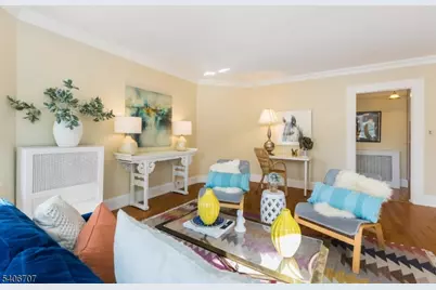 11 Mountainview Pl #2, Montclair, NJ 07042 - Photo 5