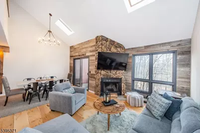 5 Wimbledon Dr #2, Vernon, NJ 07462 - Photo 5