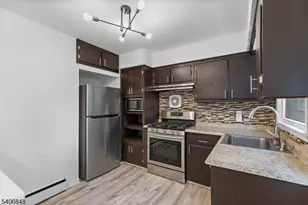 12 Stanchak Ct, Clifton, NJ 07014 - Photo 9