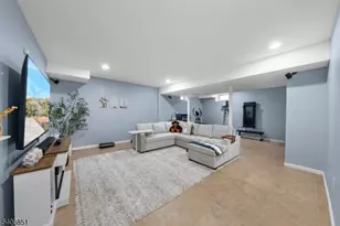 62 Longfield Dr, Hillsborough Township, NJ 08844 - Photo 33