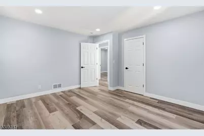 1707 Burnet Ave, Union Township, NJ 07083 - Photo 11