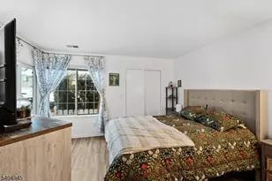 48 Morgan Ct, Bedminster Township, NJ 07921 - Photo 13