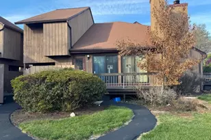 124 Bluebird Dr, Hillsborough Township, NJ 08844 - Photo 1