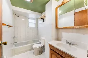 58 Van Buren St, Newark, NJ 07105 - Photo 13