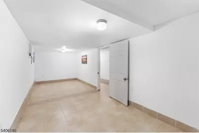 58 Van Buren St, Newark, NJ 07105 - Photo 17