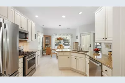 3 Vinson Dr, Raritan Township, NJ 08822 - Photo 13