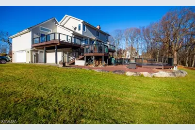 6 Meadow Lake Dr, Hardwick Township, NJ 07825 - Photo 3