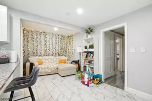 97 Hopkins Pl, Irvington, NJ 07111 - Photo 17