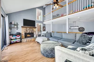 107 Bluebird Dr, Hillsborough Township, NJ 08844 - Photo 3