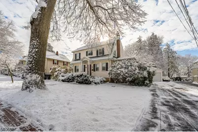 141 Eagle Rock Ave, Roseland, NJ 07068 - Photo 3