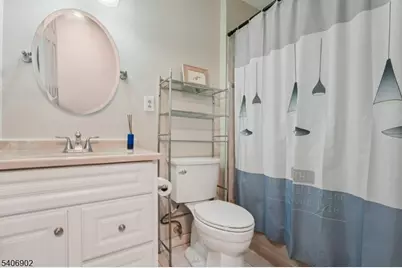 10 Depalma Ct, Franklin Township, NJ 08873 - Photo 17