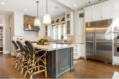 19 Hamilton Rd, Glen Ridge, NJ 07028 - Photo 5