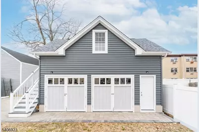 328 Hawthorne St, Orange, NJ 07050 - Photo 31