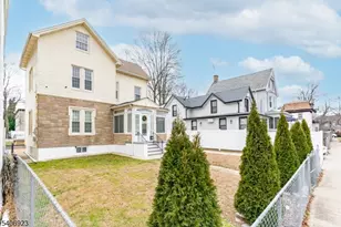 328 Hawthorne St, Orange, NJ 07050 - Photo 27