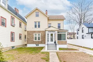 328 Hawthorne St, Orange, NJ 07050 - Photo 1