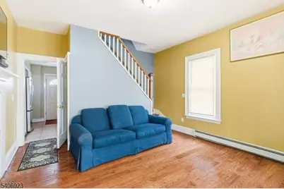 328 Hawthorne St, Orange, NJ 07050 - Photo 5