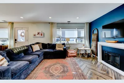 86 Burnside Pl, Wanaque, NJ 07420 - Photo 11