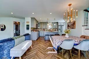 86 Burnside Pl, Wanaque, NJ 07420 - Photo 5