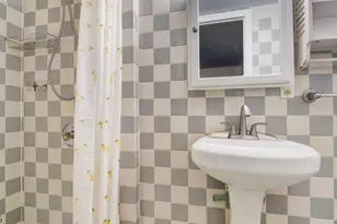 836 Livingston Rd, Elizabeth, NJ 07208 - Photo 23