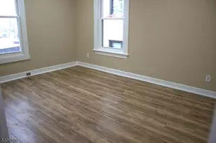 16 Sayre St, Elizabeth, NJ 07208 - Photo 17