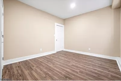 16 Sayre St, Elizabeth, NJ 07208 - Photo 17