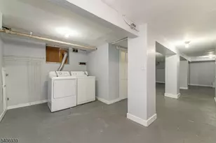 92 Mallory Ave, Jersey City, NJ 07304 - Photo 9