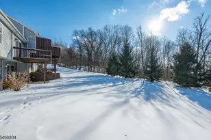 25 Oak Point Dr, Hamburg, NJ 07419 - Photo 25