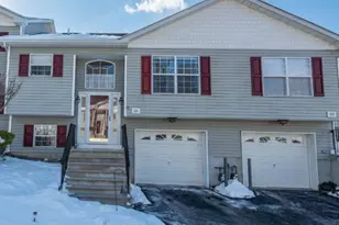 25 Oak Point Dr, Hamburg, NJ 07419 - Photo 3