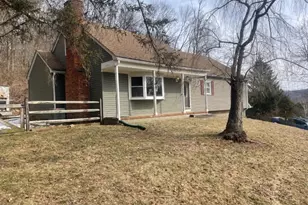 8 Diana Ct, Lebanon Township, NJ 07830 - Photo 1