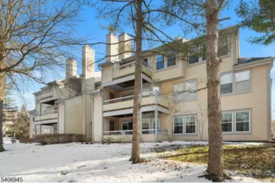 303 Trinity Ct #11, West Windsor Township, NJ 08540 - Photo 3