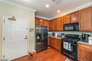 8101 Sanctuary Boulevard, Riverdale, NJ 07457 - Photo 5