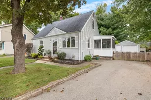 38 Wanaque Ave, Wanaque, NJ 07420 - Photo 17